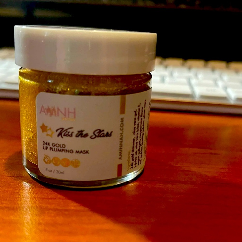 AMNH skinecare- kiss the stars